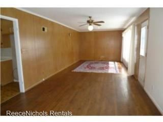 Building Photo - 3 br, 2 bath House - 1109 W. 87th Street