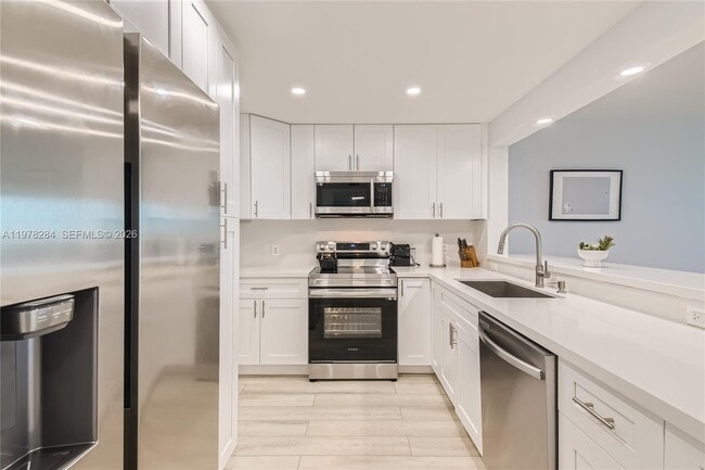 Foto del edificio - 3800 S Ocean Dr