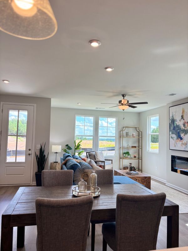 Foto del edificio - 107 Park Ridge Cir
