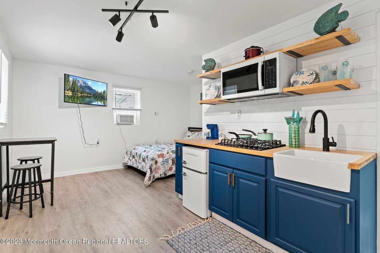 Foto principal - 1007 Barnegat Ave