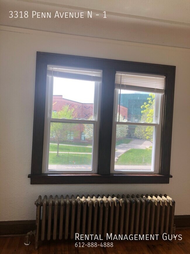 Foto del edificio - Safe and Secure Large One Bedroom + Office...