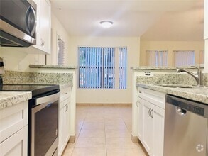 Building Photo - 10440 SW 156th Ct