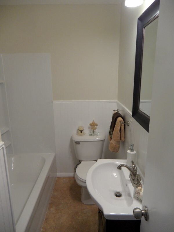 Building Photo - 11 Bonaparte Dr