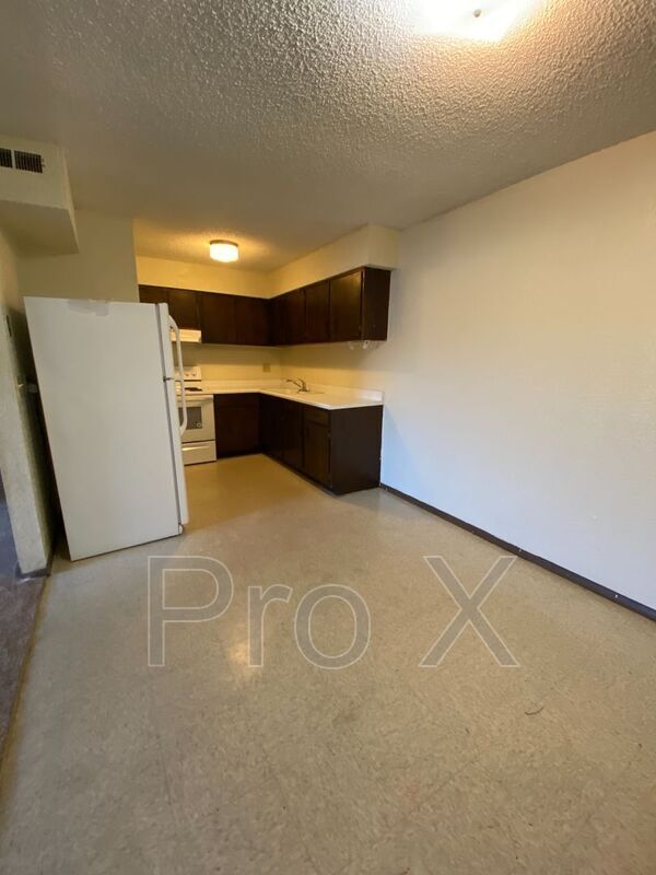 Building Photo - 1451 Pineville Rd