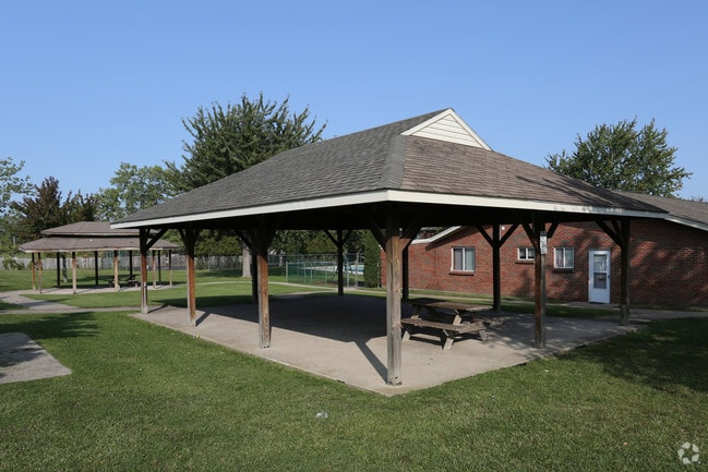 Building Photo - Garden Village