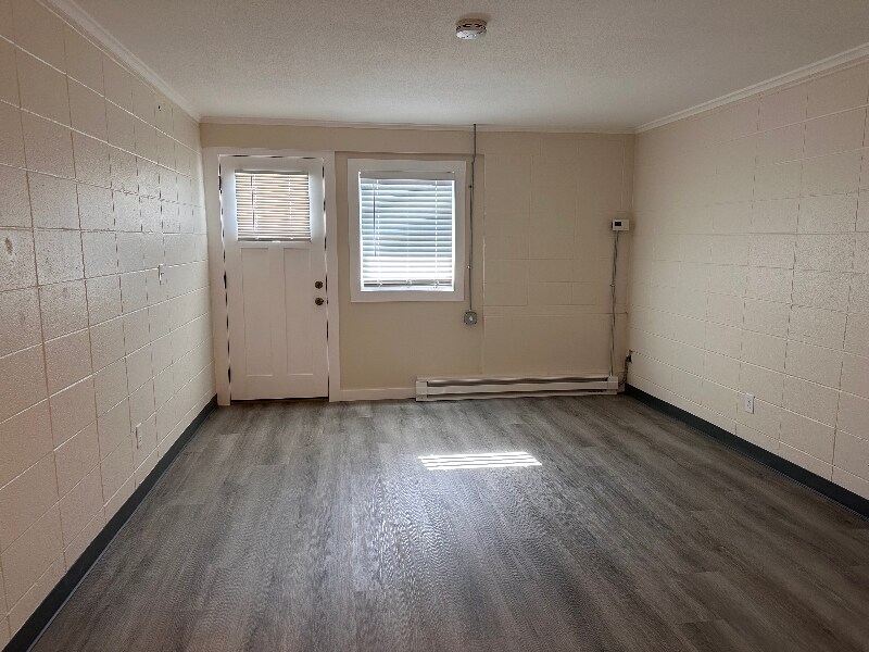 Foto del edificio - 2034 Riverdale St