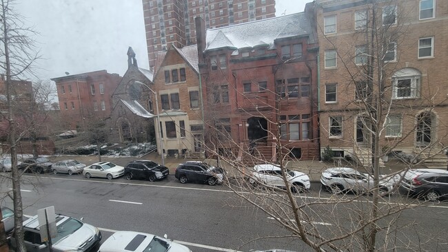 street view - 1115 N Calvert St