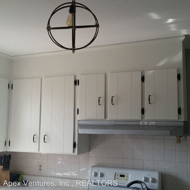 Foto del edificio - 217 Oak Dr