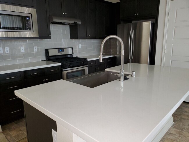 Foto del edificio - 4 Bedroom 4 Bath Home in The Farm Tract Lo...
