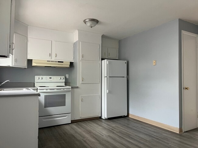 Building Photo - 4 Saint Regis St