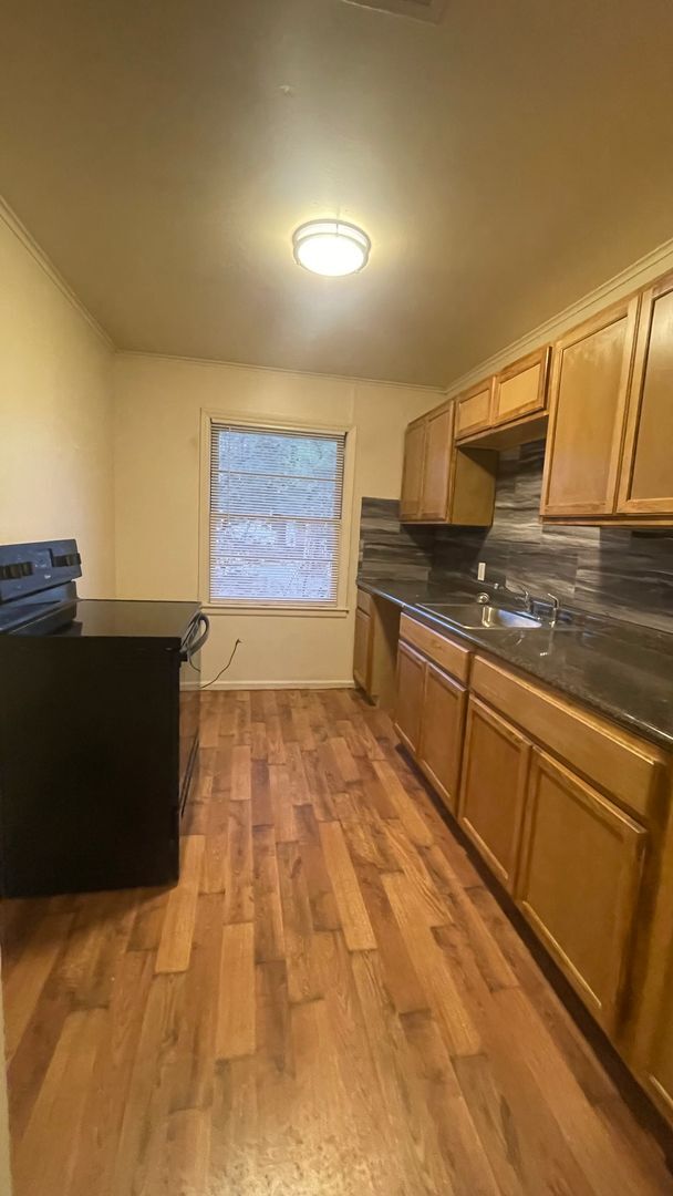 Foto del edificio - 1610 E 53rd St