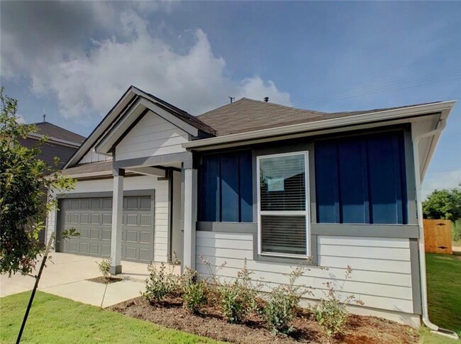 Building Photo - 12205 Coyote Call Way