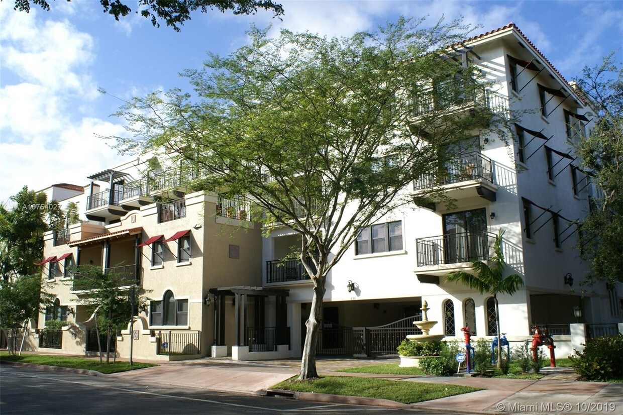 838 Salzedo St, Coral Gables, FL 33134 Condo for Rent in Coral Gables