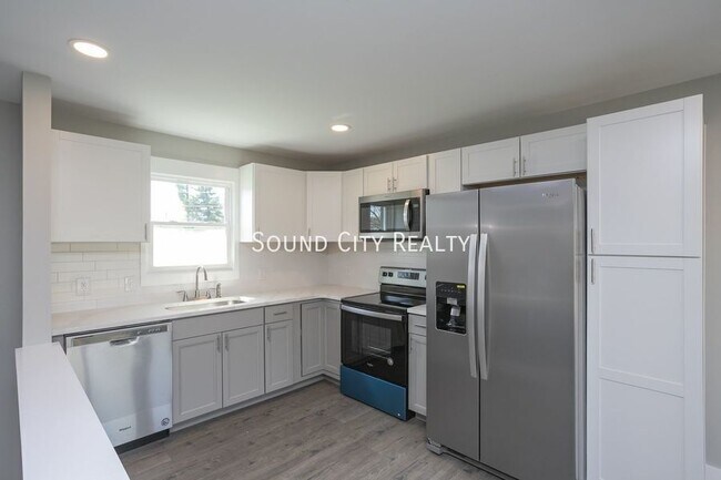 Foto del edificio - 1608 Autumn Ridge Dr