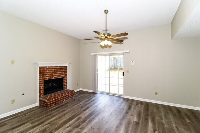 Building Photo - 1024 Scofield Dr