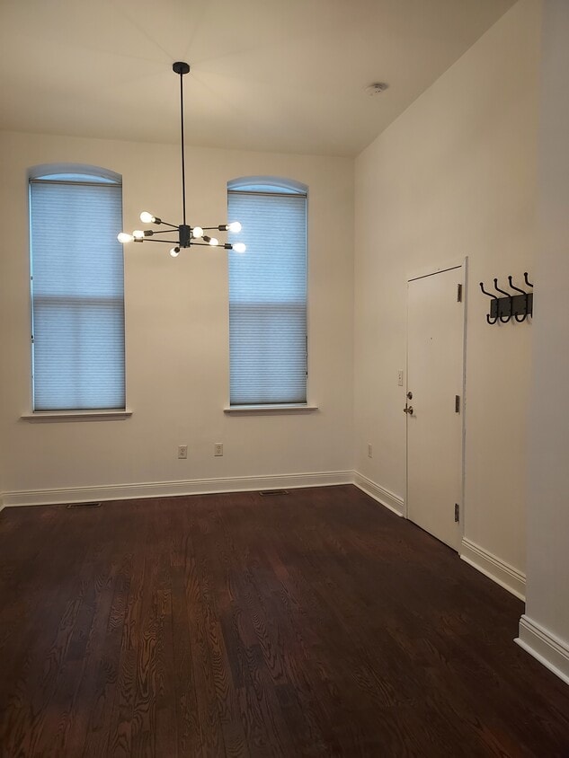 Photo - 1914 Christian St (Philadelphia, PA)