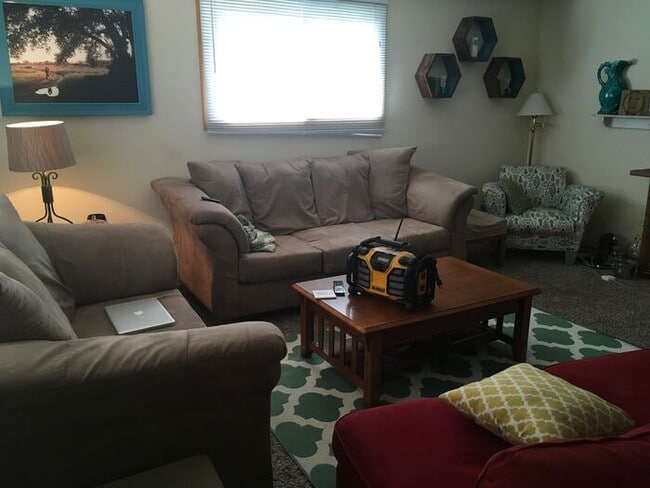 Building Photo - Beautiful Duplex in NW Loveland