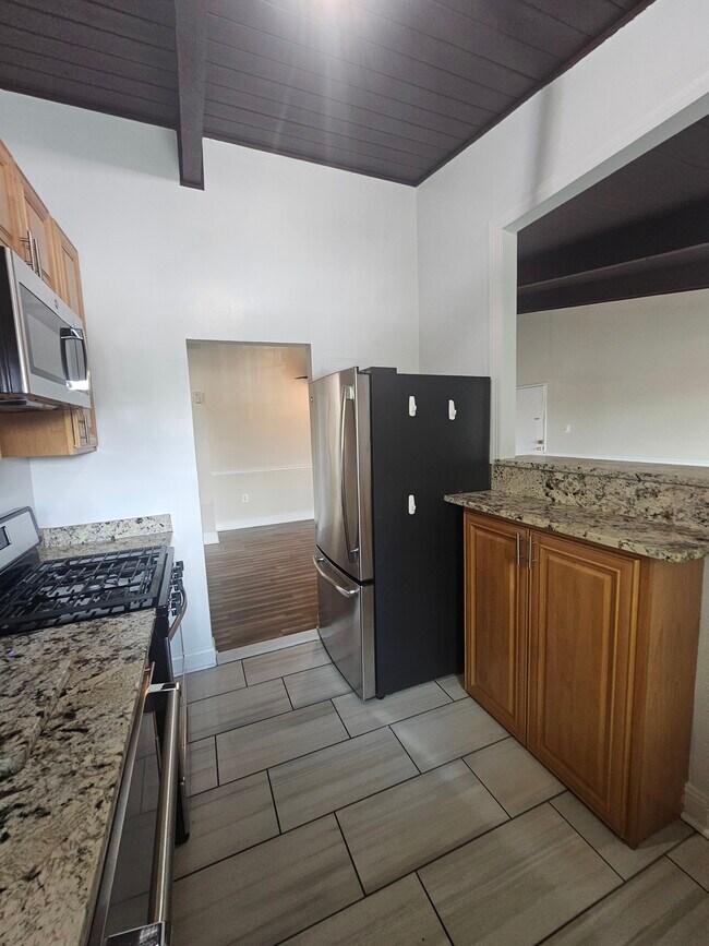 Foto del edificio - 11370 Cherry Hill Rd