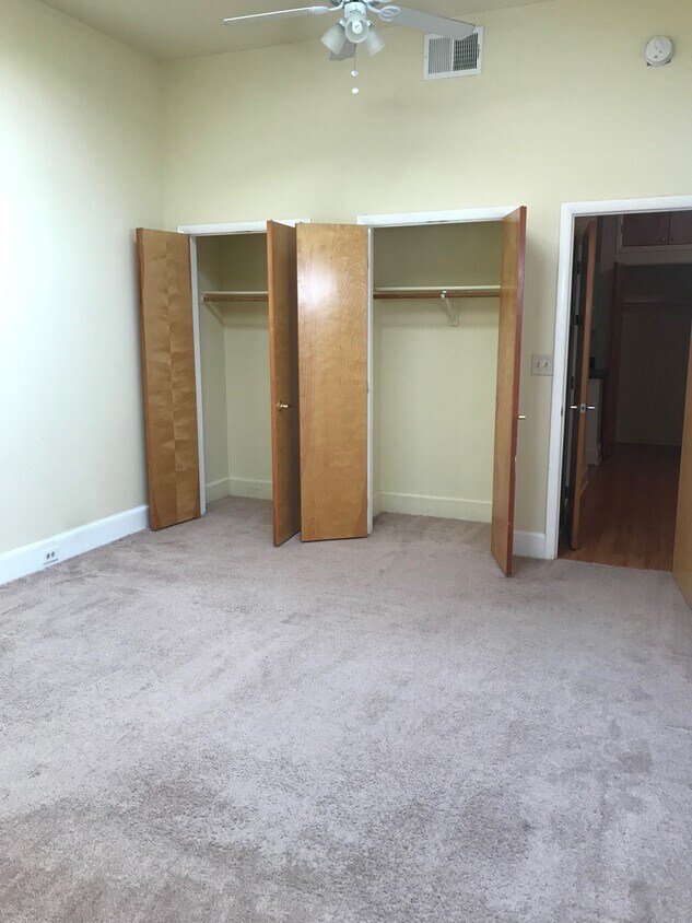 Foto principal - 907 Caroline St