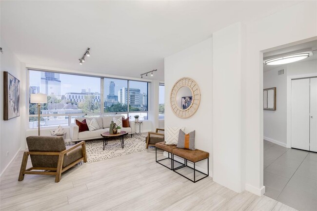 Foto del edificio - 1212 Guadalupe St