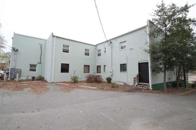 Building Photo - 1111 N Thompson St