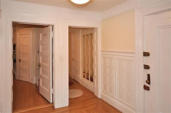 Building Photo - 853 Beacon St