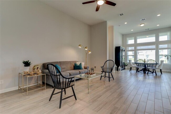 Building Photo - 3514 Lake Bella Megan Dr