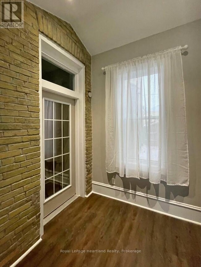 Photo du bâtiment - 38 Ontario St