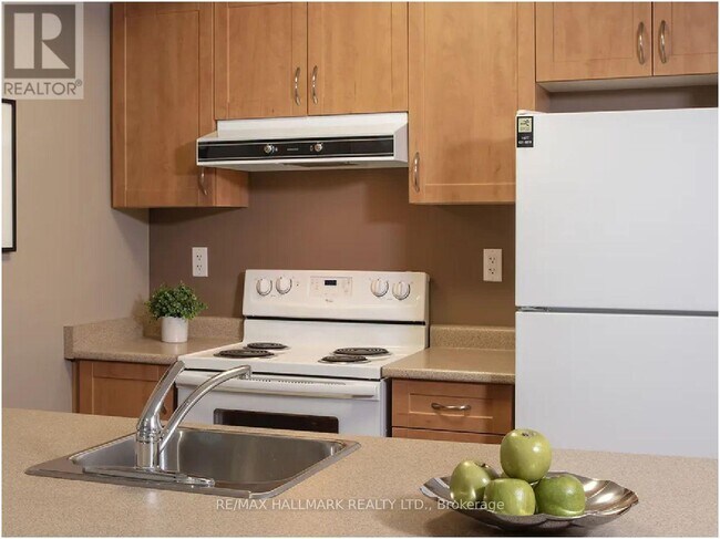 Photo du bâtiment - 5191 Dundas St W