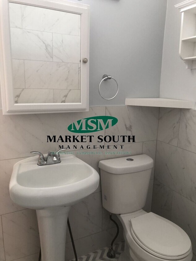 Foto principal - *REDUCED!!* Beautifully Renovated Victoria...