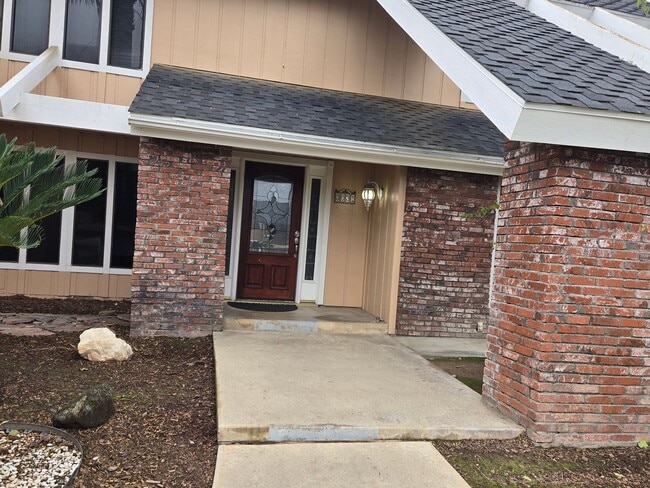 Building Photo - 4 BR 3 BA with pool and solar availble Now