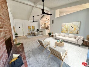 Building Photo - 6505 Green Valley Cir