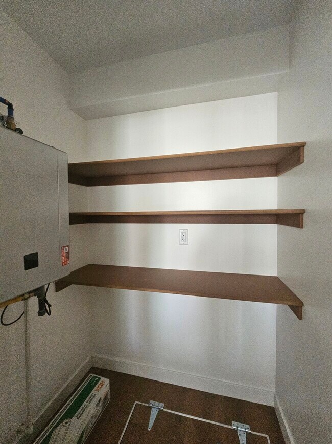 IMG_0278 - 330 N 985 W