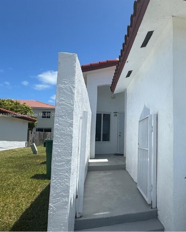 Building Photo - 20749 SW 80th Pl