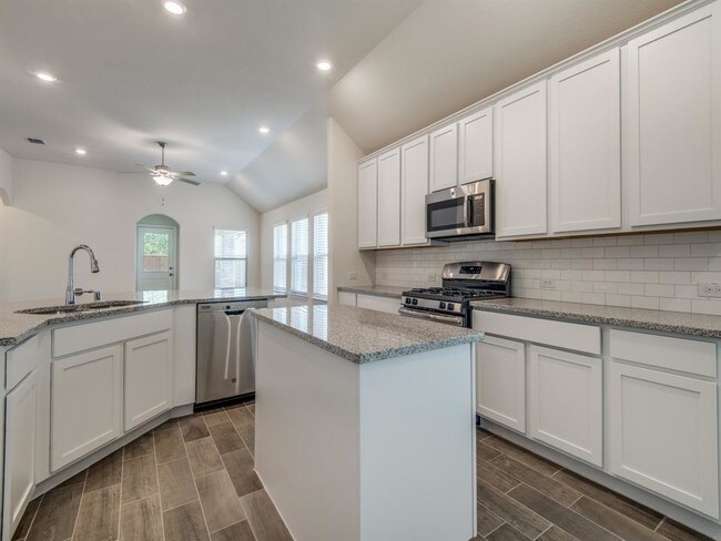 Building Photo - 4322 Cibolo Creek Trail