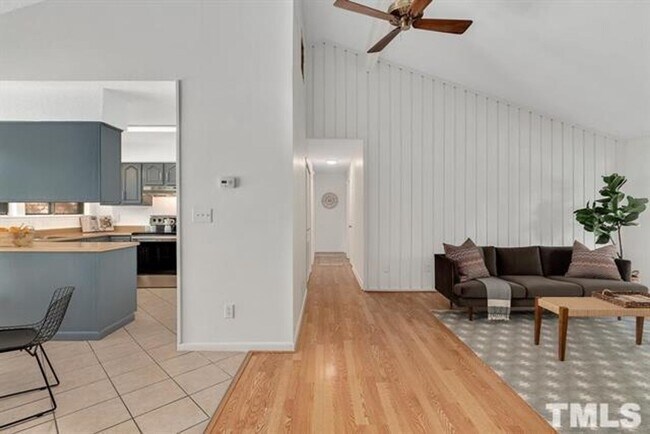 Foto del edificio - 304 Oak Tree, Chapel Hill, NC  27514