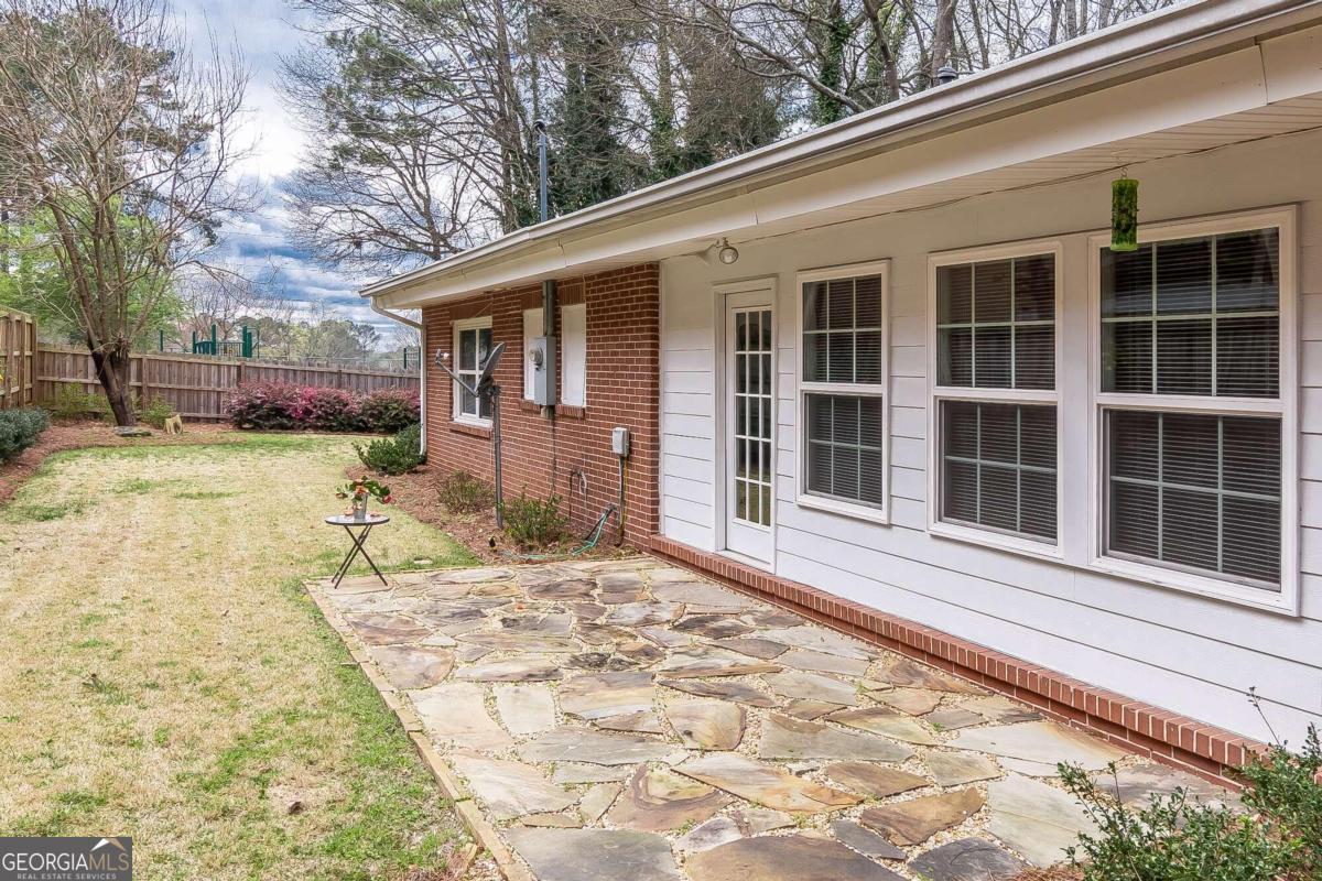 Foto principal - 2578 Stoland Dr NE