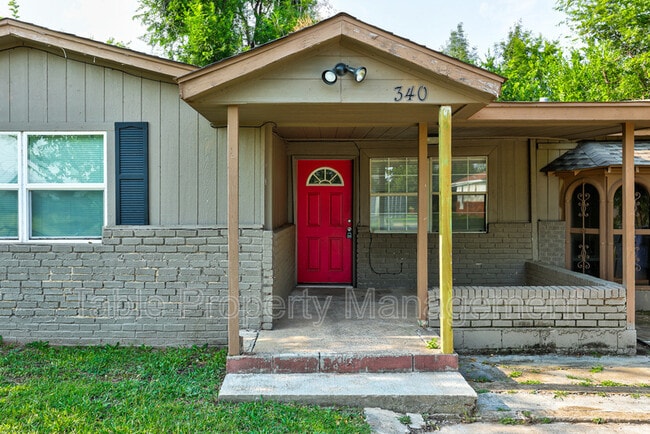 Building Photo - 340 NW 96th St