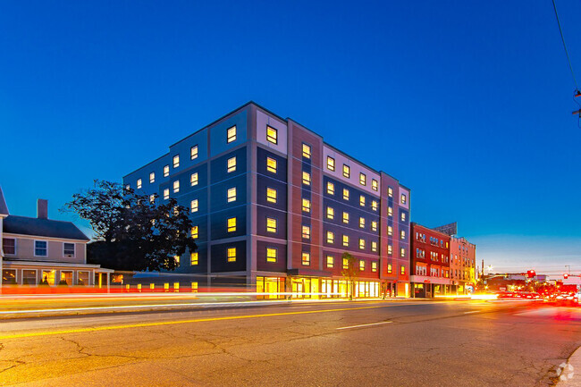 Building Photo - Apartments @ 249 Main