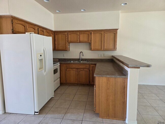Foto del edificio - 13425 Brentwood Way