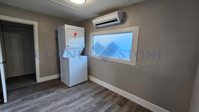 Foto del edificio - Short Term Lease Options! Beautiful Renova...