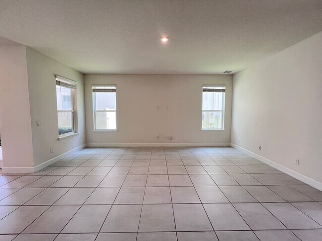 Foto del edificio - Gorgeous Furnished Home in Winter Garden!