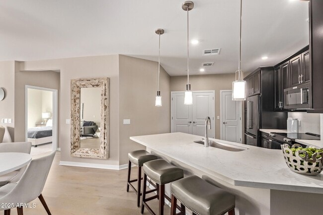 Foto del edificio - 2511 W Queen Creek Rd