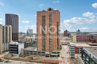 Building Photo - 78 10th St E