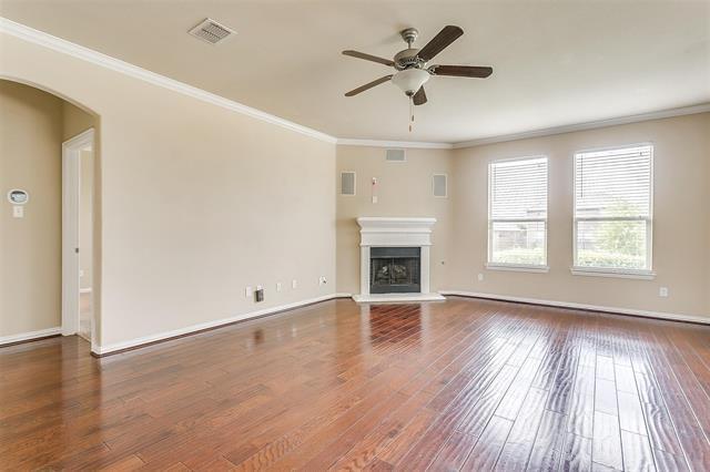 Building Photo - 3400 Elm Grove Dr
