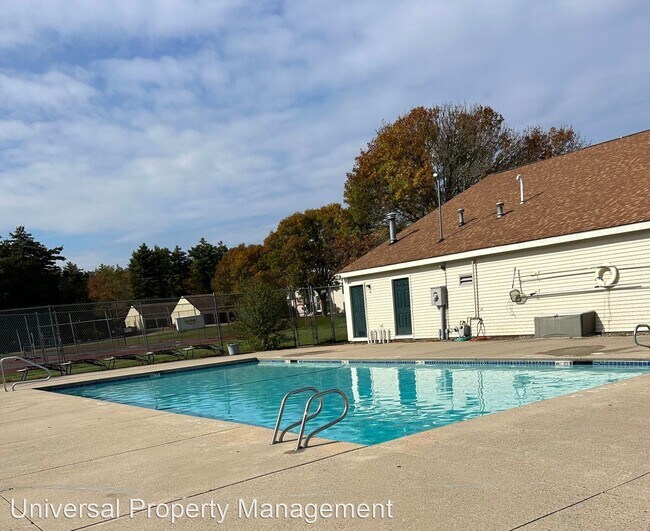 Building Photo - 2 br, 1 bath House - 1703 White Cedar Blvd