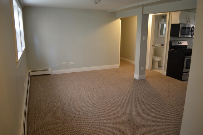 Building Photo - 2945 N 75th Ct