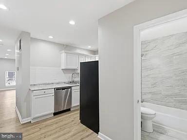 Foto del edificio - 2429 Barclay St