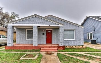 Building Photo - 2310 15th St