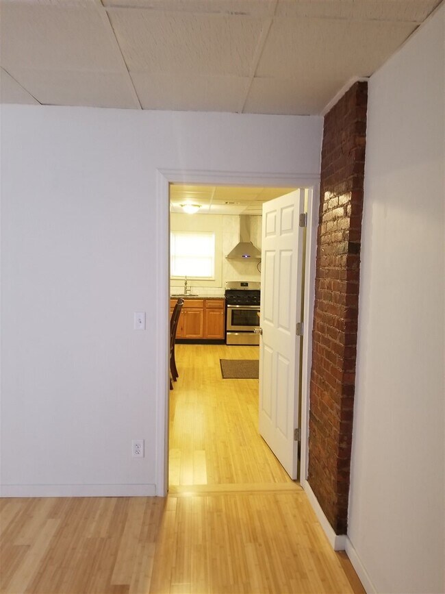 Building Photo - 350 Palisade Ave